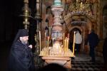 В храме Гроба Господня, 3 февраля 2014 г. (http://pravoslavie.ks.ua/news/view/1258)