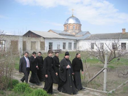 ����������� ����� ������� �����-��������� ������� ��������� 
