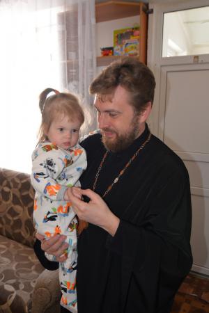 В преддверии Пасхальных праздников Херсонская епархия оказала помощь Областному Дому ребенка