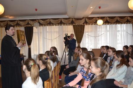 �������� ��������� ������������� ���� � 180-������� ������ �����-���������� ������������� ������ �������