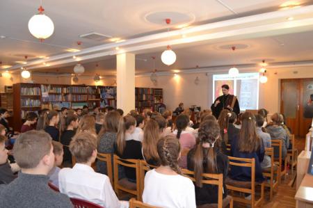 �������� ��������� ������������� ���� � 180-������� ������ �����-���������� ������������� ������ �������