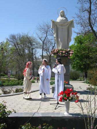 В Херсонской епархии УПЦ торжественно отпраздновали День святых жен-мироносиц