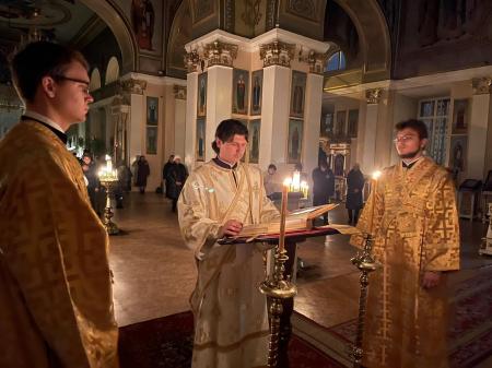 ������ �������� � �����-��������� ������������ ������ �������