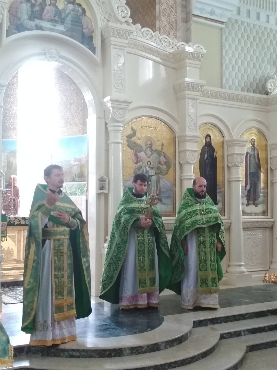 Херсонцы побывали на литургии с сурдопереводом