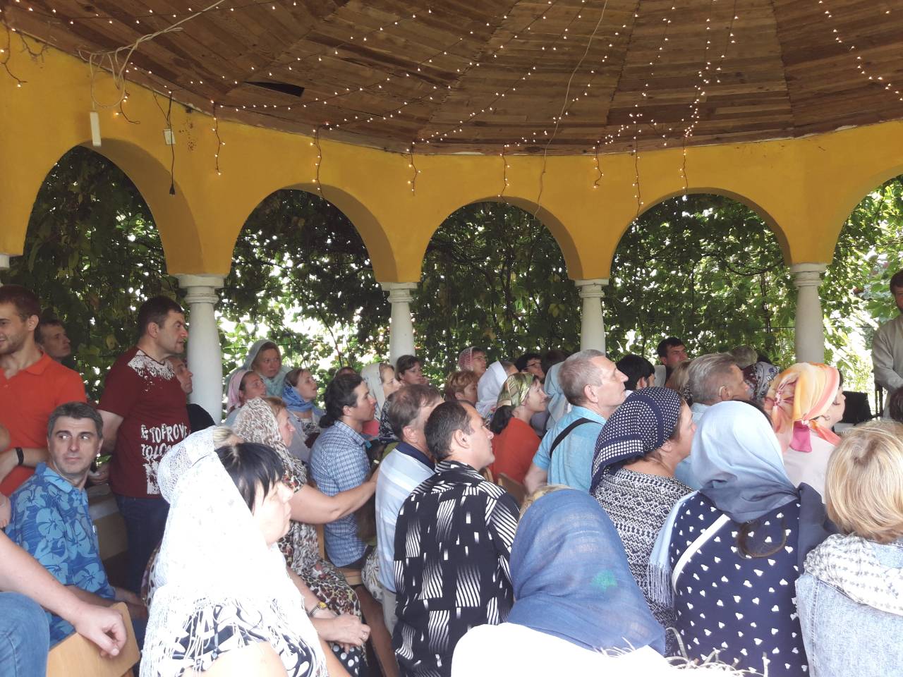 Херсонцы побывали на литургии с сурдопереводом