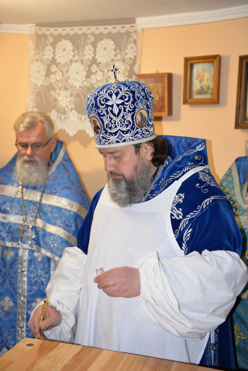 Митрополит Иоанн освятил Знаменский храм Херсона