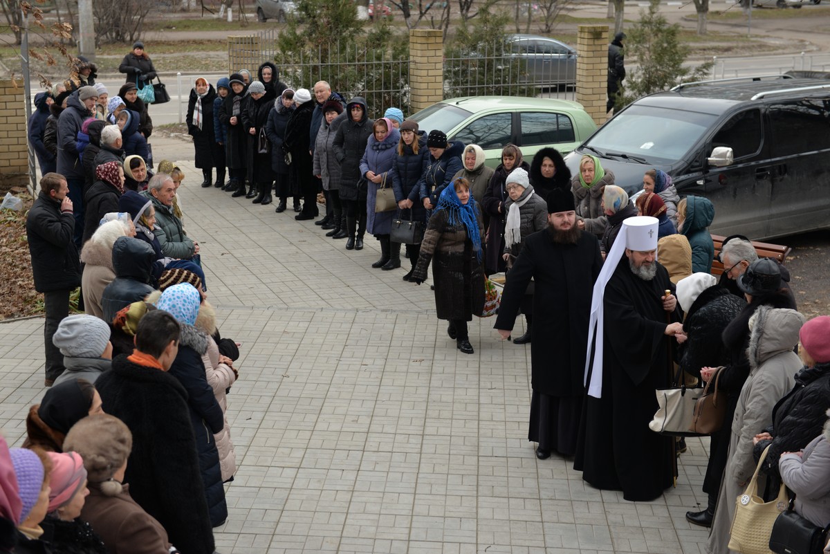 В Херсоне освящен иконостас храма Владимирского прихода