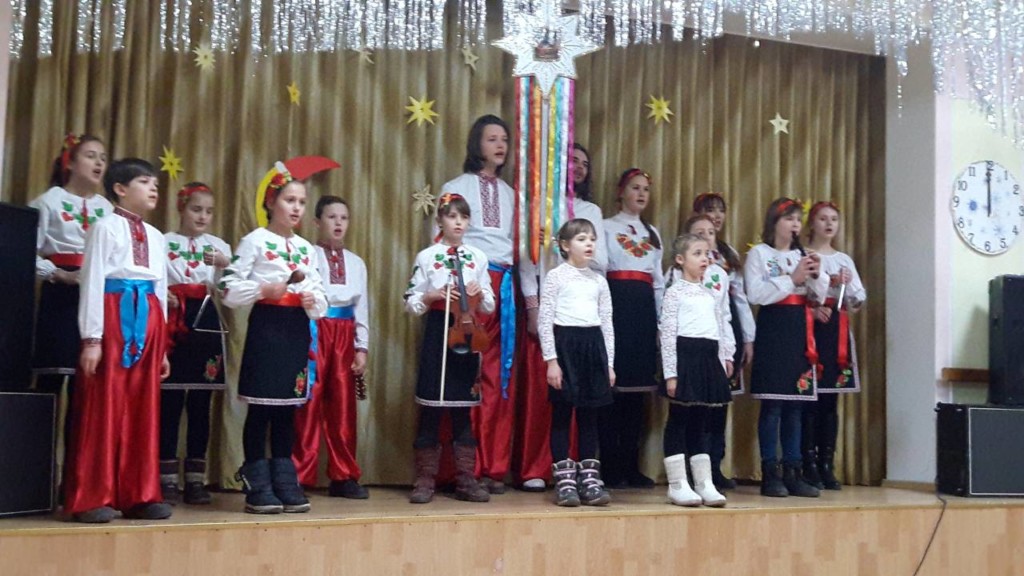 Прихожане Георгиевского храма передали подарки для детей-инвалидов