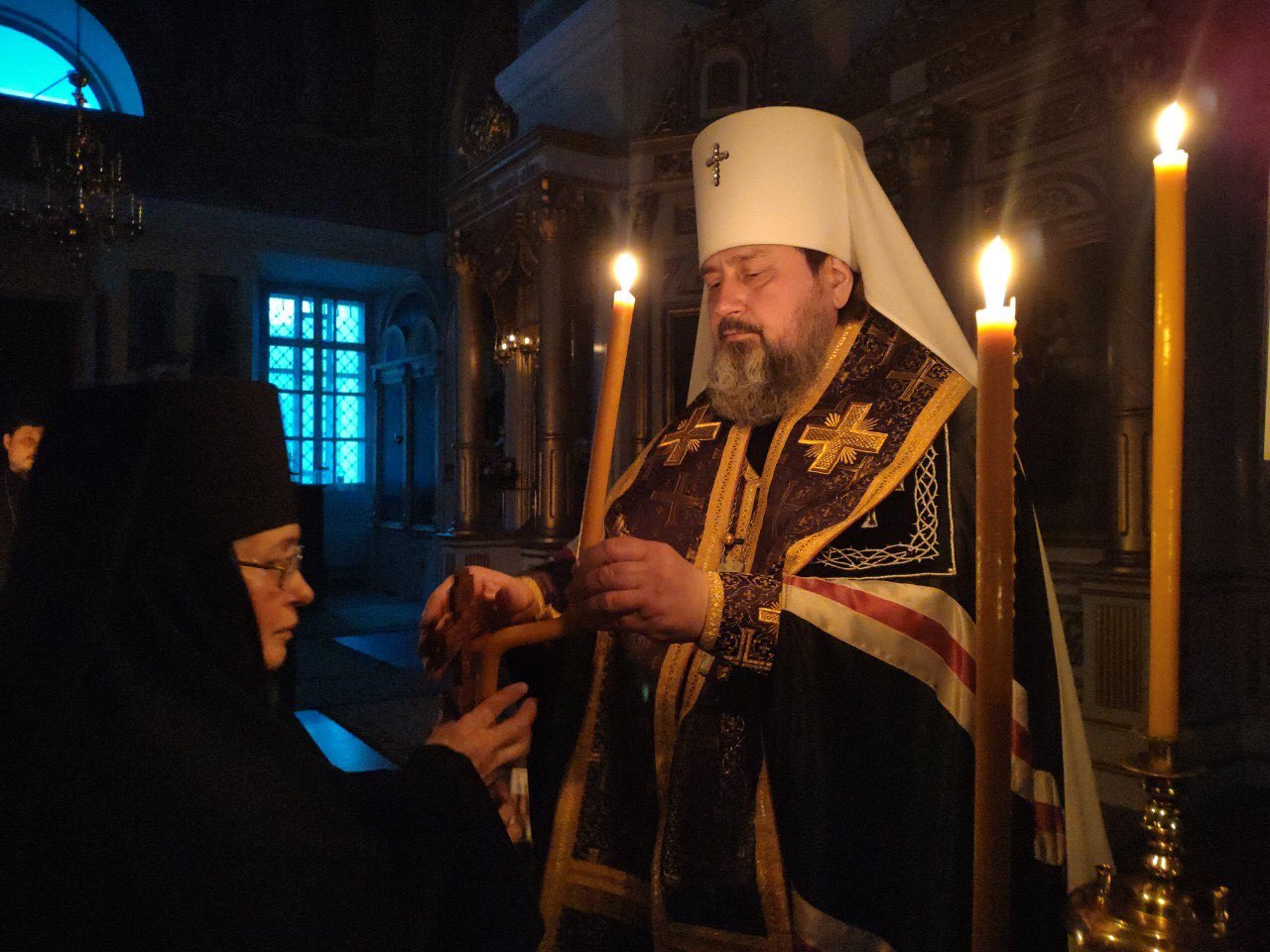 В Херсоне митрополит Иоанн постиг послушницу в монахини